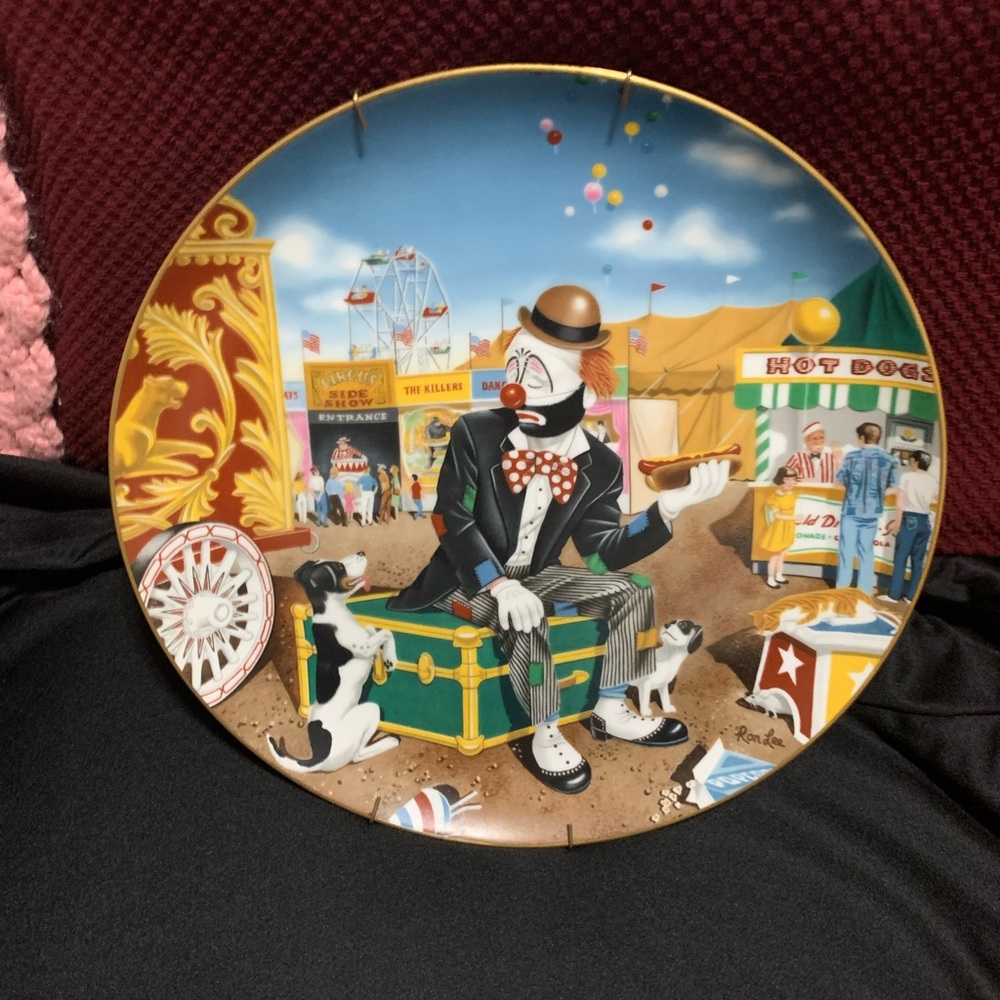 Plate - Picture 3 of 3
